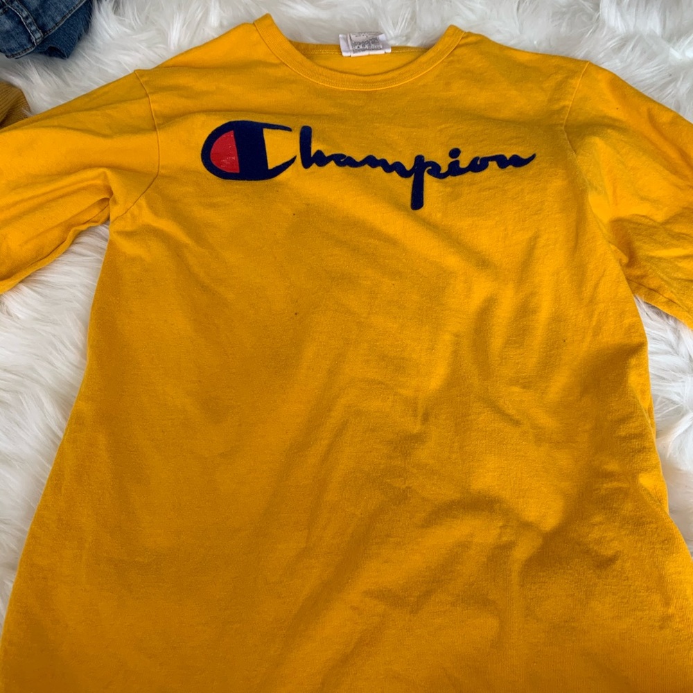 Champion long sleeve shirt